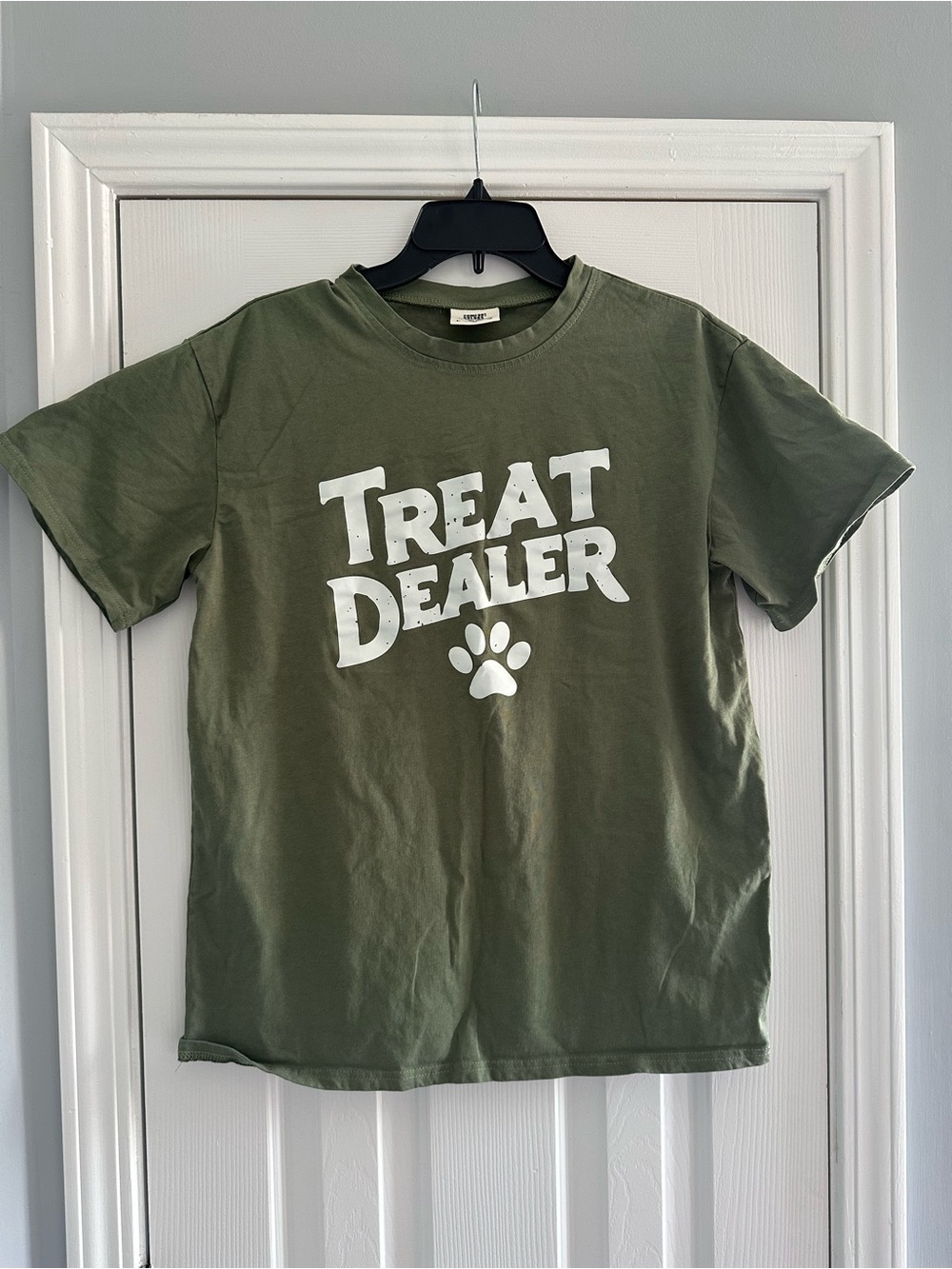 Comfort Colors Treat Dealer Dog Lover Graphic T-Shirt Olive Green Size Large